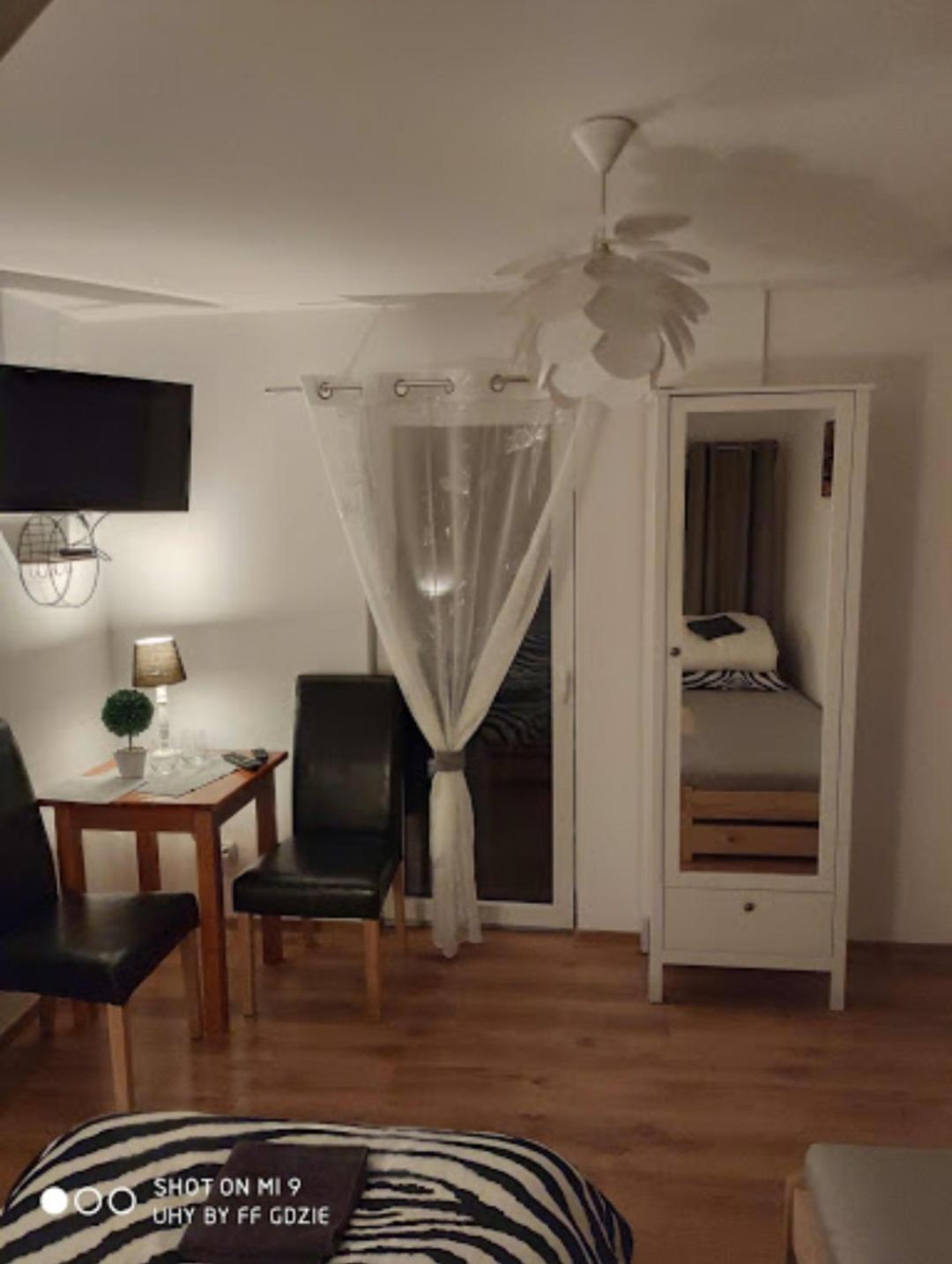 Apartamenty Pod Sosnami Ostroda Miedzylesie 6Os Cameră foto